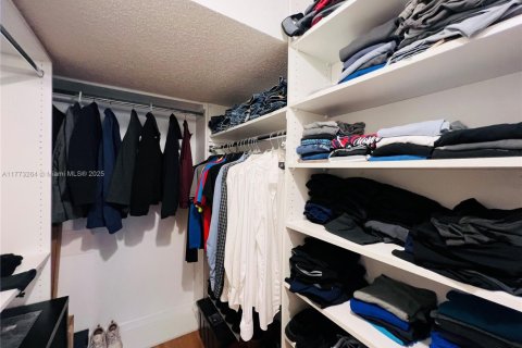 Condo in Plantation, Florida, 2 bedrooms  № 1701351 - photo 20