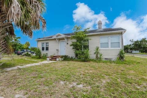 Immobilier commercial à vendre à Saint Petersburg, Floride: 108.7 m2 № 2203764 - photo 2