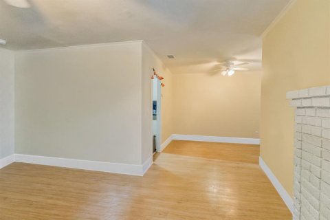 Immobilier commercial à vendre à Saint Petersburg, Floride: 108.7 m2 № 2203764 - photo 21
