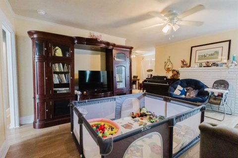 Immobilier commercial à vendre à Saint Petersburg, Floride: 108.7 m2 № 2203764 - photo 18