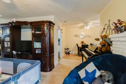 Immobilier commercial à vendre à Saint Petersburg, Floride: 108.7 m2 № 2203764 - photo 20