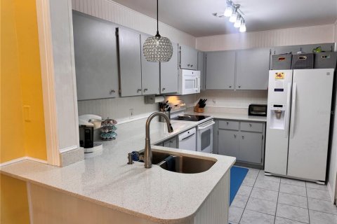 Condo in Punta Gorda, Florida, 2 bedrooms  № 1876457 - photo 16