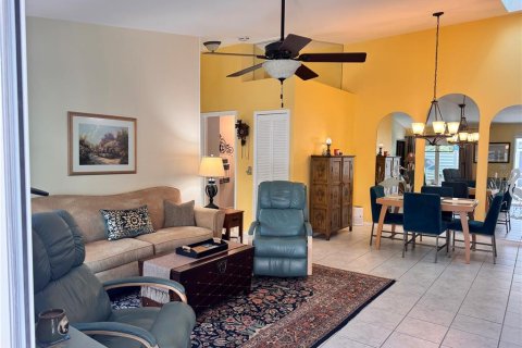 Condo in Punta Gorda, Florida, 2 bedrooms  № 1876457 - photo 12