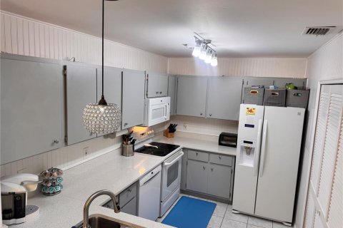 Condo in Punta Gorda, Florida, 2 bedrooms  № 1876457 - photo 18