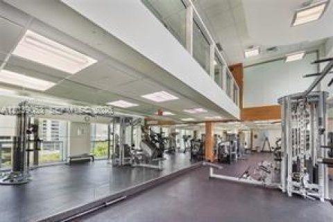 Condo in Miami, Florida, 1 bedroom  № 2182657 - photo 8