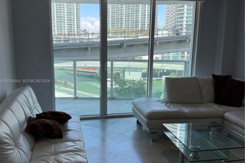 Condo in Miami, Florida, 1 bedroom  № 2182657 - photo 14