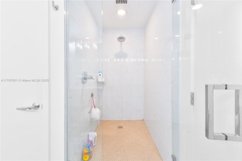 Купить кондоминиум в Норт-Майами-Бич, Флорида 3 спальни, 144.65м2, № 1865164 - фото 8