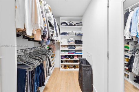 Купить кондоминиум в Норт-Майами-Бич, Флорида 3 спальни, 144.65м2, № 1865164 - фото 10