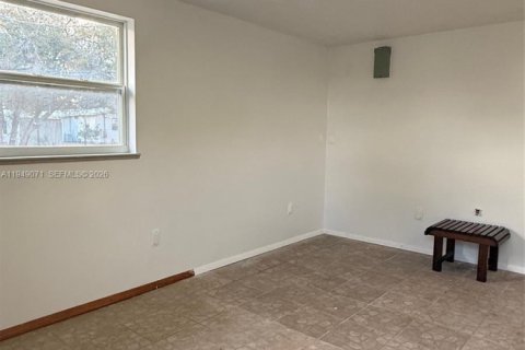 House in Sebring, Florida 4 bedrooms № 2019547 - photo 22