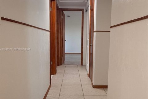 House in Sebring, Florida 4 bedrooms № 2019547 - photo 12