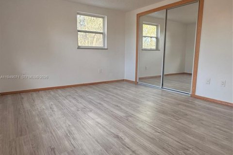 House in Sebring, Florida 4 bedrooms № 2019547 - photo 29