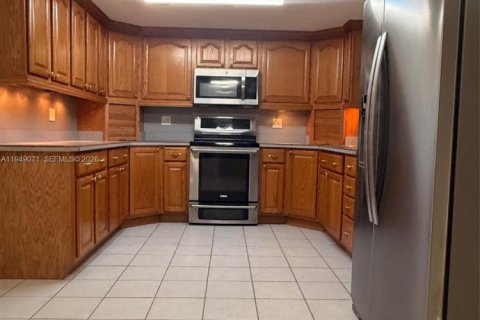 House in Sebring, Florida 4 bedrooms № 2019547 - photo 14