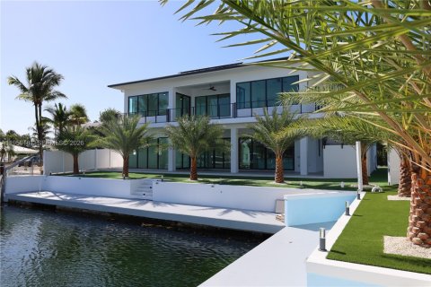 House in Key Largo, Florida 6 bedrooms № 2005797 - photo 28