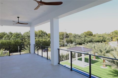 House in Key Largo, Florida 6 bedrooms № 2005797 - photo 17