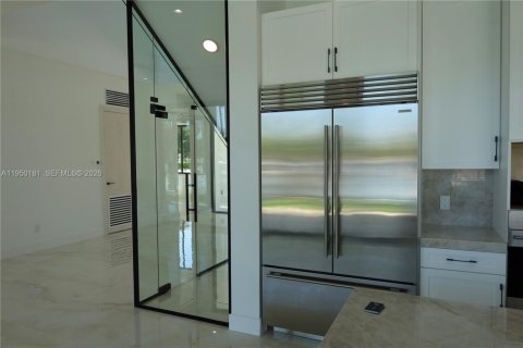 House in Key Largo, Florida 6 bedrooms № 2005797 - photo 9