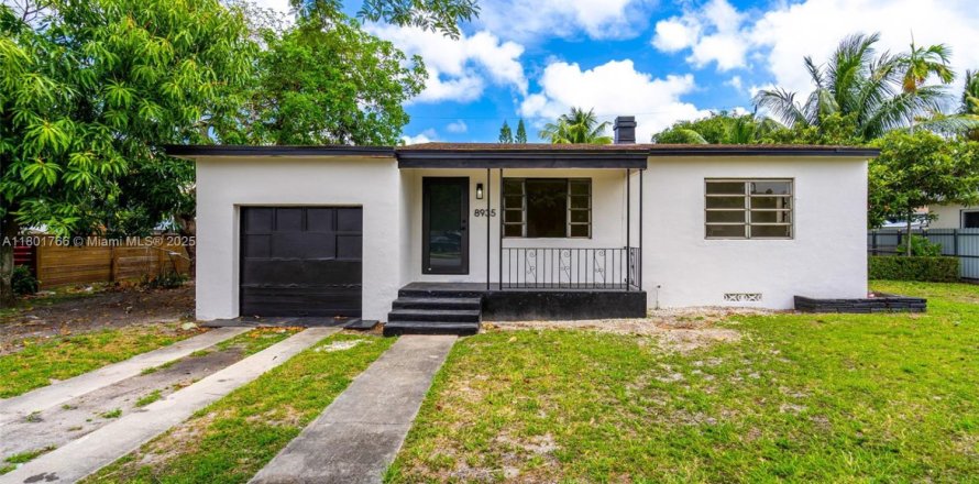 Casa en Miami, Florida 3 dormitorios № 1862397