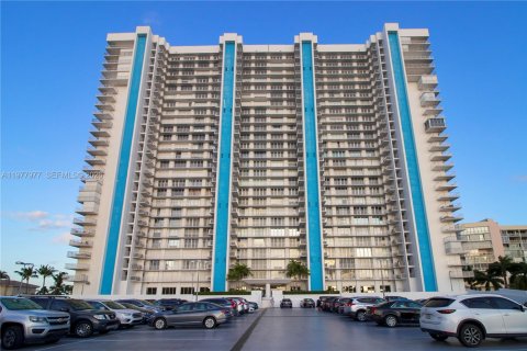 Copropriété à louer à Key Biscayne, Floride: 2 chambres, 174.19 m2 № 2045992 - photo 8