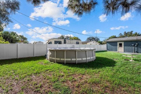 Villa ou maison à vendre à Sarasota, Floride: 2 chambres, 83.61 m2 № 2167540 - photo 20