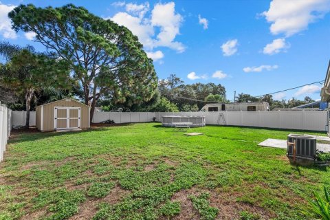 Villa ou maison à vendre à Sarasota, Floride: 2 chambres, 83.61 m2 № 2167540 - photo 23