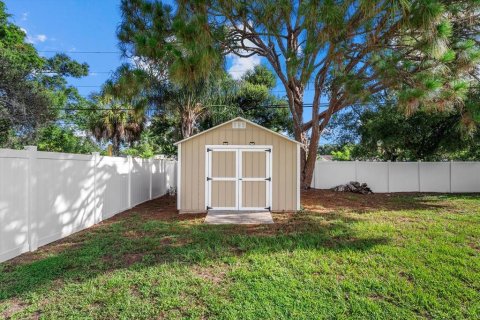 Villa ou maison à vendre à Sarasota, Floride: 2 chambres, 83.61 m2 № 2167540 - photo 22