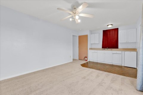 Apartment in Davenport, Florida 1 bedroom, 46.45 sq.m. № 1603141 - photo 4