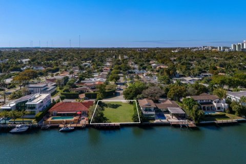 Terreno en venta en Hollywood, Florida № 2023418 - foto 6