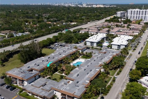 Copropriété à louer à Miami, Floride: 2 chambres, 88.72 m2 № 2076151 - photo 27