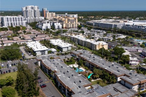 Copropriété à louer à Miami, Floride: 2 chambres, 88.72 m2 № 2076151 - photo 28