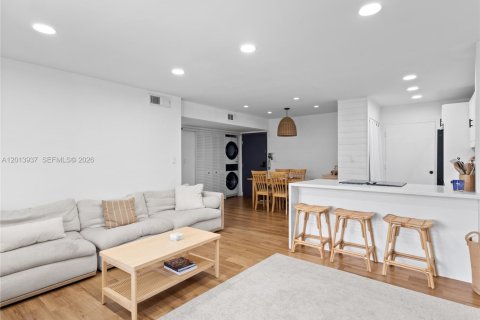 Copropriété à louer à Miami, Floride: 2 chambres, 88.72 m2 № 2076151 - photo 5
