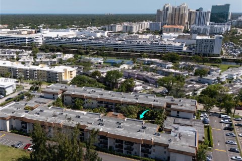 Copropriété à louer à Miami, Floride: 2 chambres, 88.72 m2 № 2076151 - photo 26