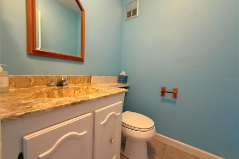Condo in New Port Richey, Florida, 1 bedroom  № 2235436 - photo 6