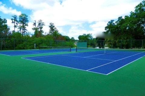Condo in New Port Richey, Florida, 1 bedroom  № 2235436 - photo 16