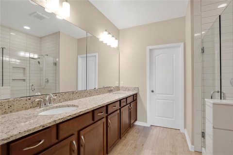 Touwnhouse à vendre à Orlando, Floride: 3 chambres, 155.61 m2 № 1845015 - photo 9