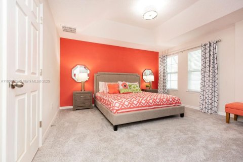 Adosado en venta en Kissimmee, Florida, 3 dormitorios № 1958650 - foto 20