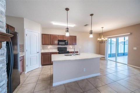 House in Wimauma, Florida 3 bedrooms, 132.94 sq.m. № 1800180 - photo 7