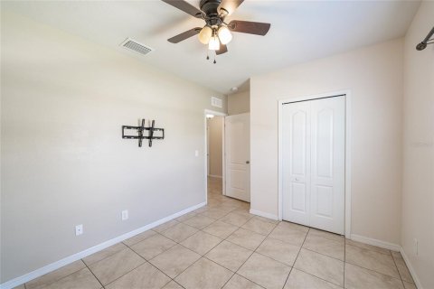 House in Wimauma, Florida 3 bedrooms, 132.94 sq.m. № 1800180 - photo 15