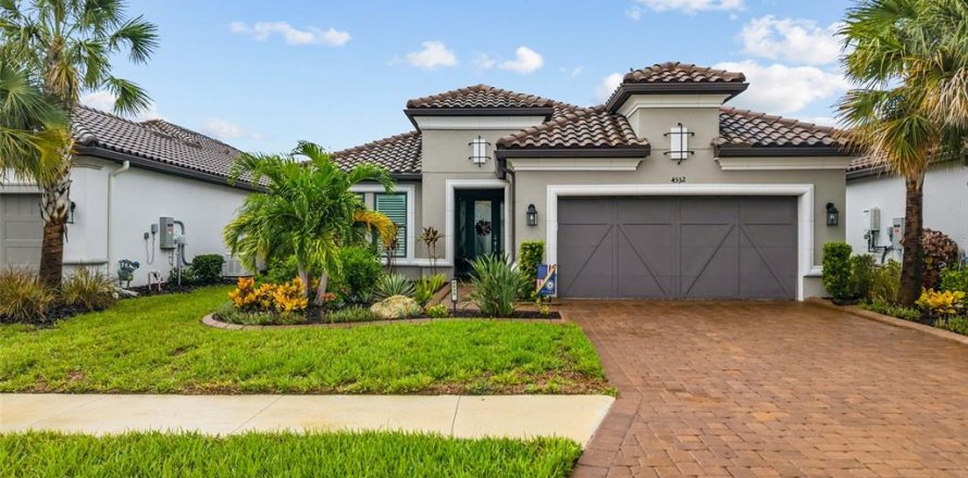 Villa ou maison à Palmetto, Floride 3 chambres, 211.35 m2 № 2359486