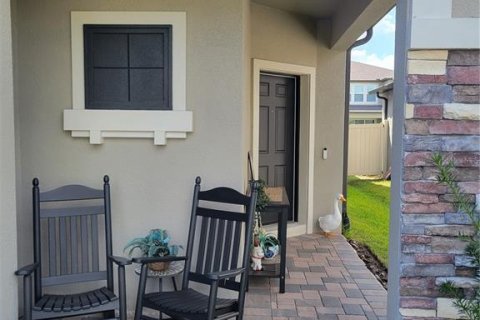 Villa ou maison à vendre à Zephyrhills, Floride: 4 chambres, 212.84 m2 № 2430450 - photo 2