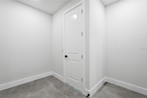 Villa ou maison à vendre à Cape Coral, Floride: 3 chambres, 219.71 m2 № 2396475 - photo 20