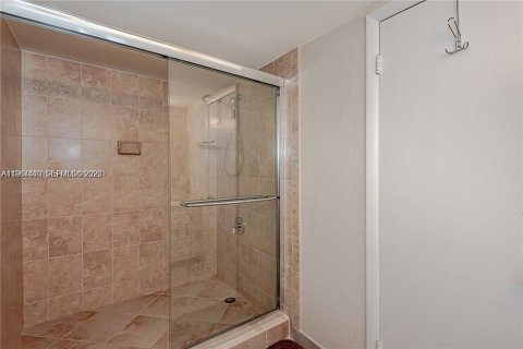 Adosado en alquiler en Hallandale Beach, Florida, 3 dormitorios, 156.26 m2 № 2081406 - foto 5