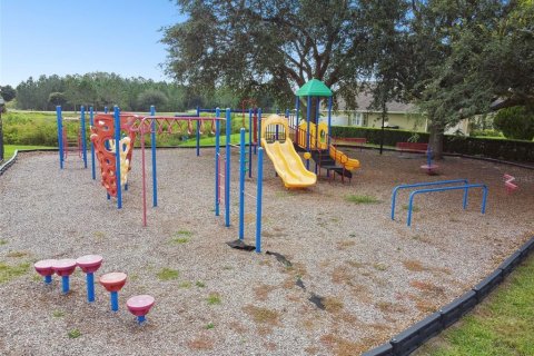 House in Davenport, Florida 3 bedrooms, 130.34 sq.m. № 1631834 - photo 30