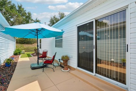 House in The Villages, Florida 2 bedrooms, 104.14 sq.m. № 1898947 - photo 26