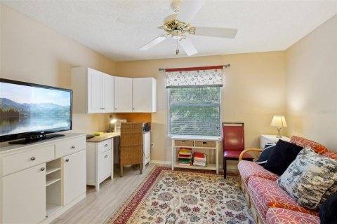 House in The Villages, Florida 2 bedrooms, 104.14 sq.m. № 1898947 - photo 23