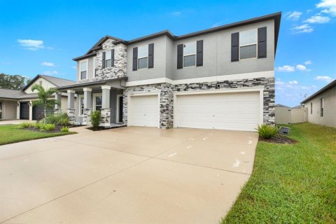 House in Plant City, Florida 5 bedrooms, 313.92 sq.m. № 2410089 - photo 3