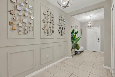 House in Plant City, Florida 5 bedrooms, 313.92 sq.m. № 2410089 - photo 7