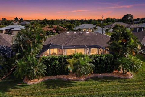 House in Rotonda, Florida 3 bedrooms, 188.41 sq.m. № 2120097 - photo 7