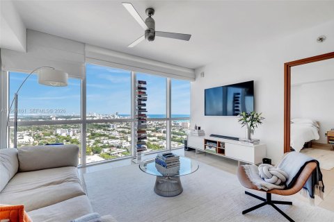 Condo in Miami Beach, Florida, 1 bedroom  № 2052959