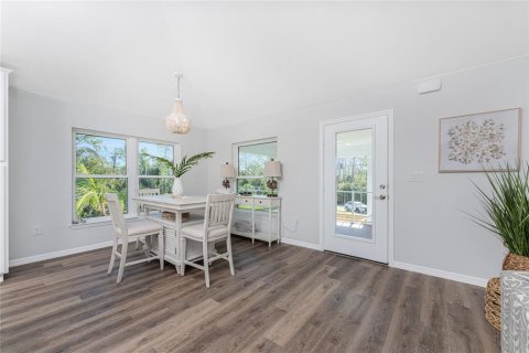 House in Port Charlotte, Florida 3 bedrooms, 144.93 sq.m. № 1393725 - photo 20