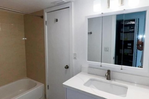 Copropriété à louer à Davie, Floride: 2 chambres, 92.9 m2 № 2285867 - photo 14