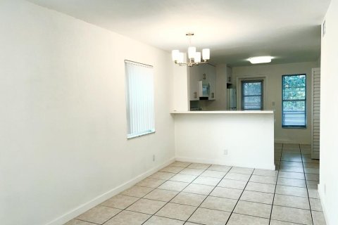 Copropriété à louer à Davie, Floride: 2 chambres, 92.9 m2 № 2285867 - photo 7